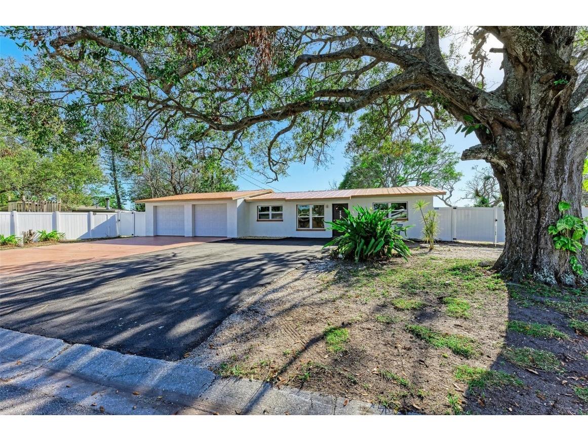 3511 35th Avenue Drive W Bradenton FL 34205 A4559370 image1