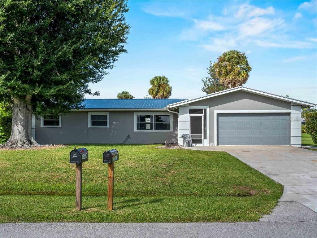 3511 Amanda Street Punta Gorda FL 33950 C7515249 image1