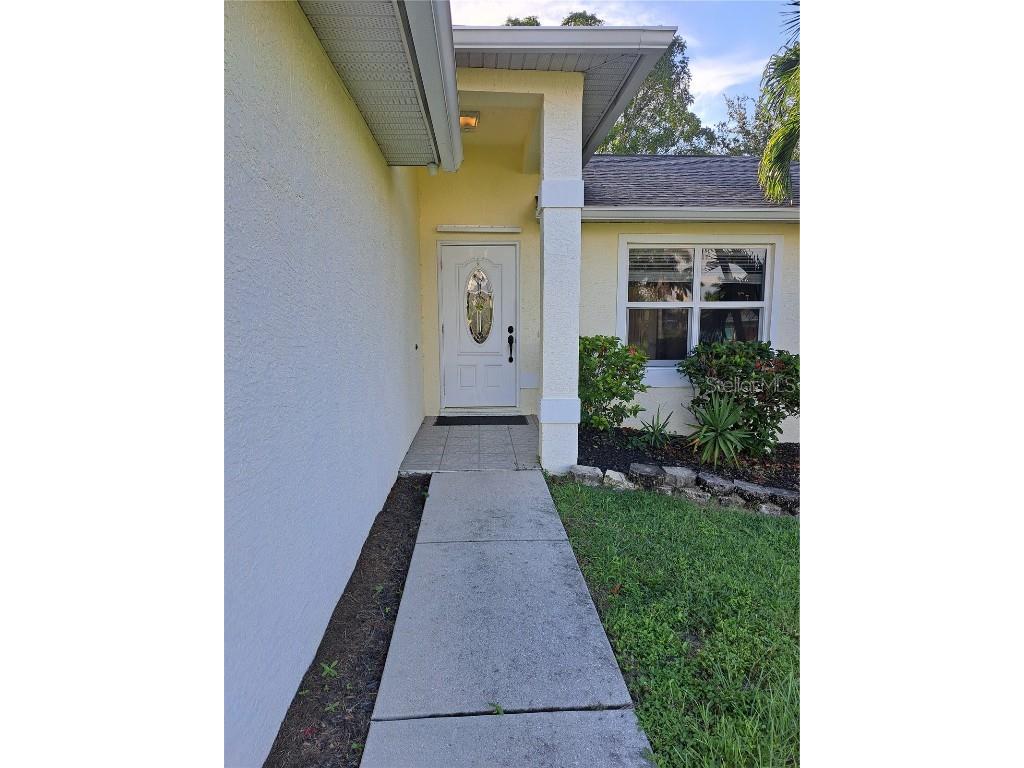 3511 Ames Street Punta Gorda FL 33950 C7515499 image2
