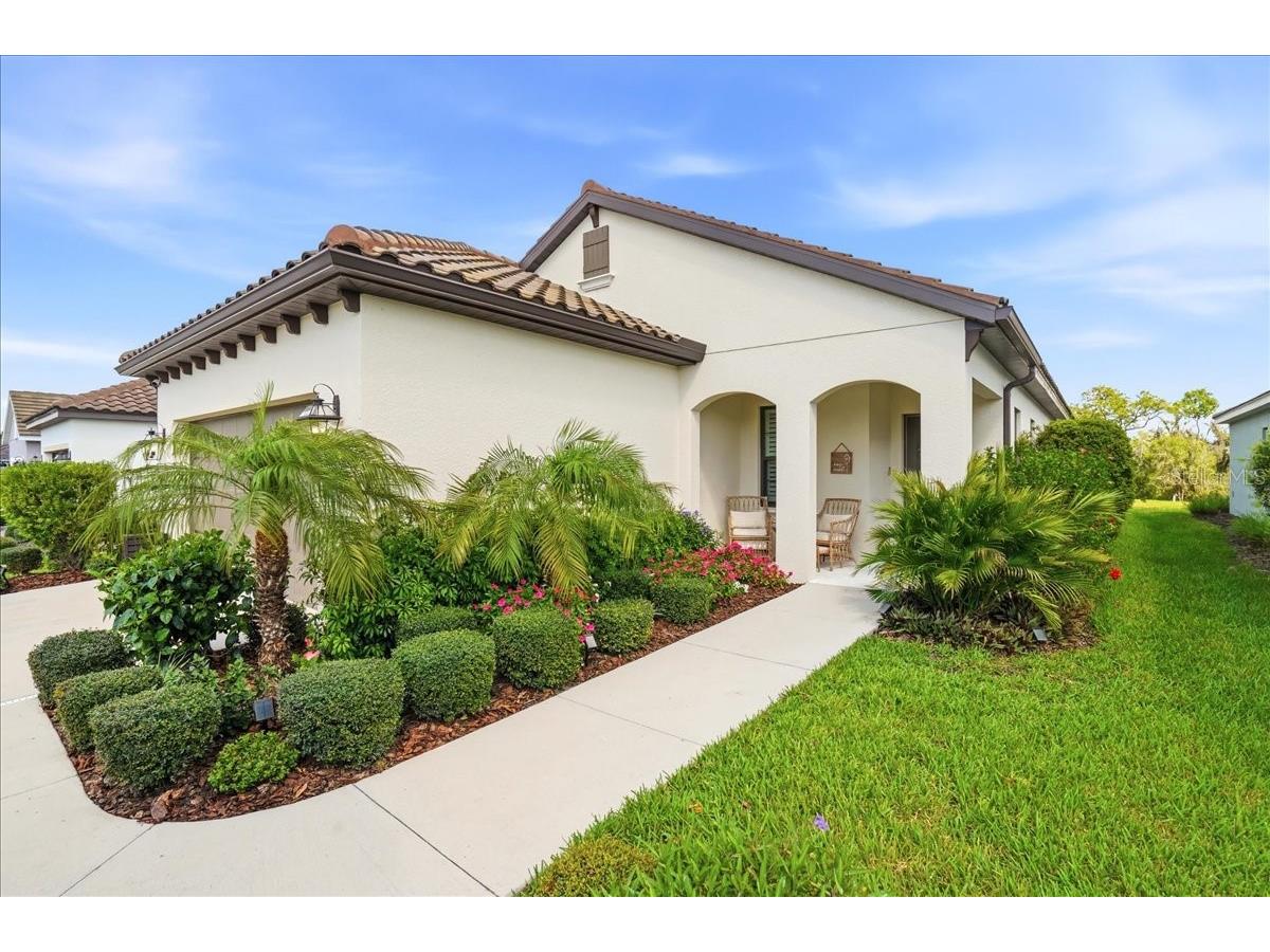 3511 Azurite Way Bradenton FL 34211 A4685440 image2