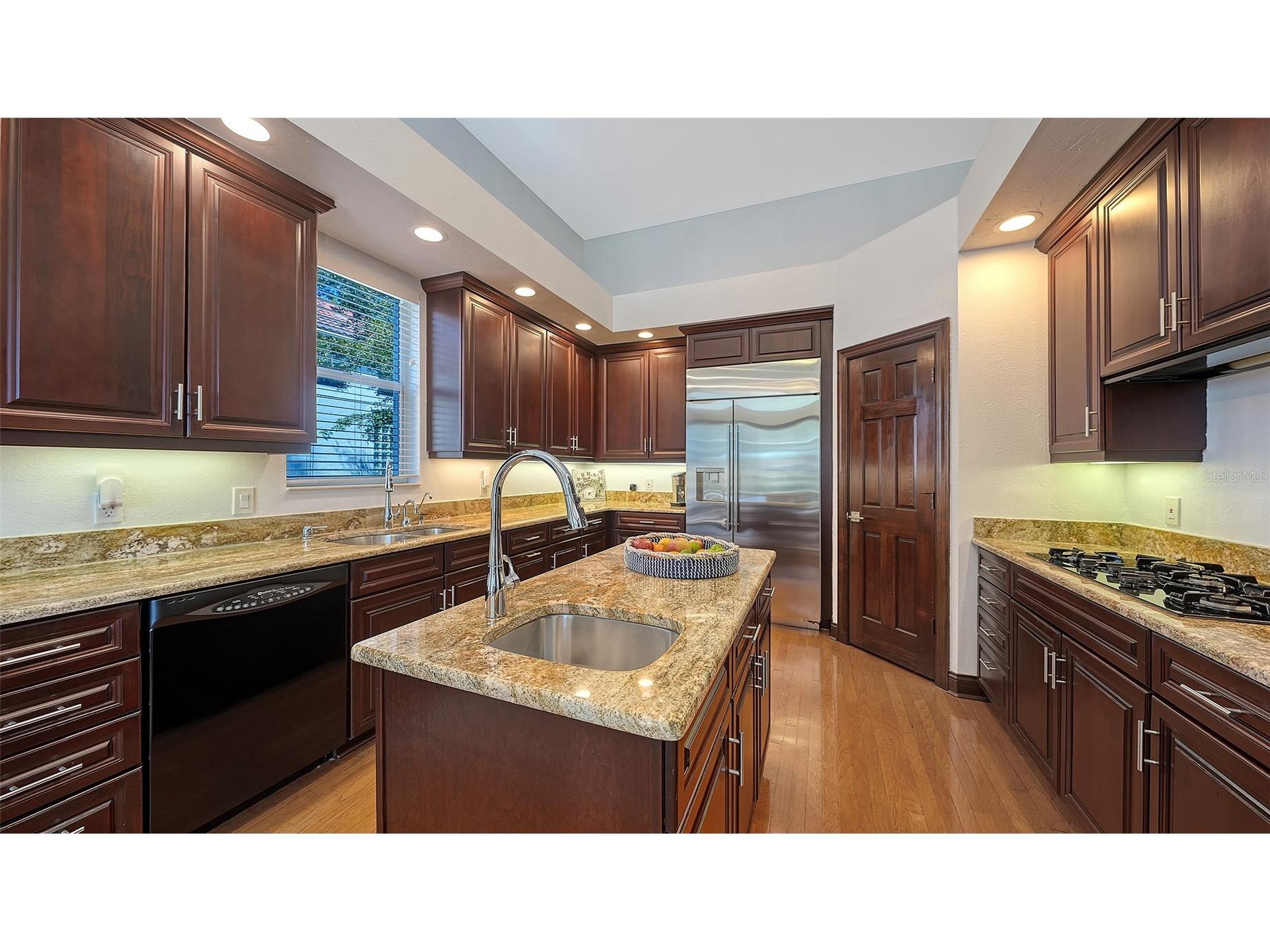 3511 Fair Oaks Court Longboat Key FL 34228 A4684840 image18