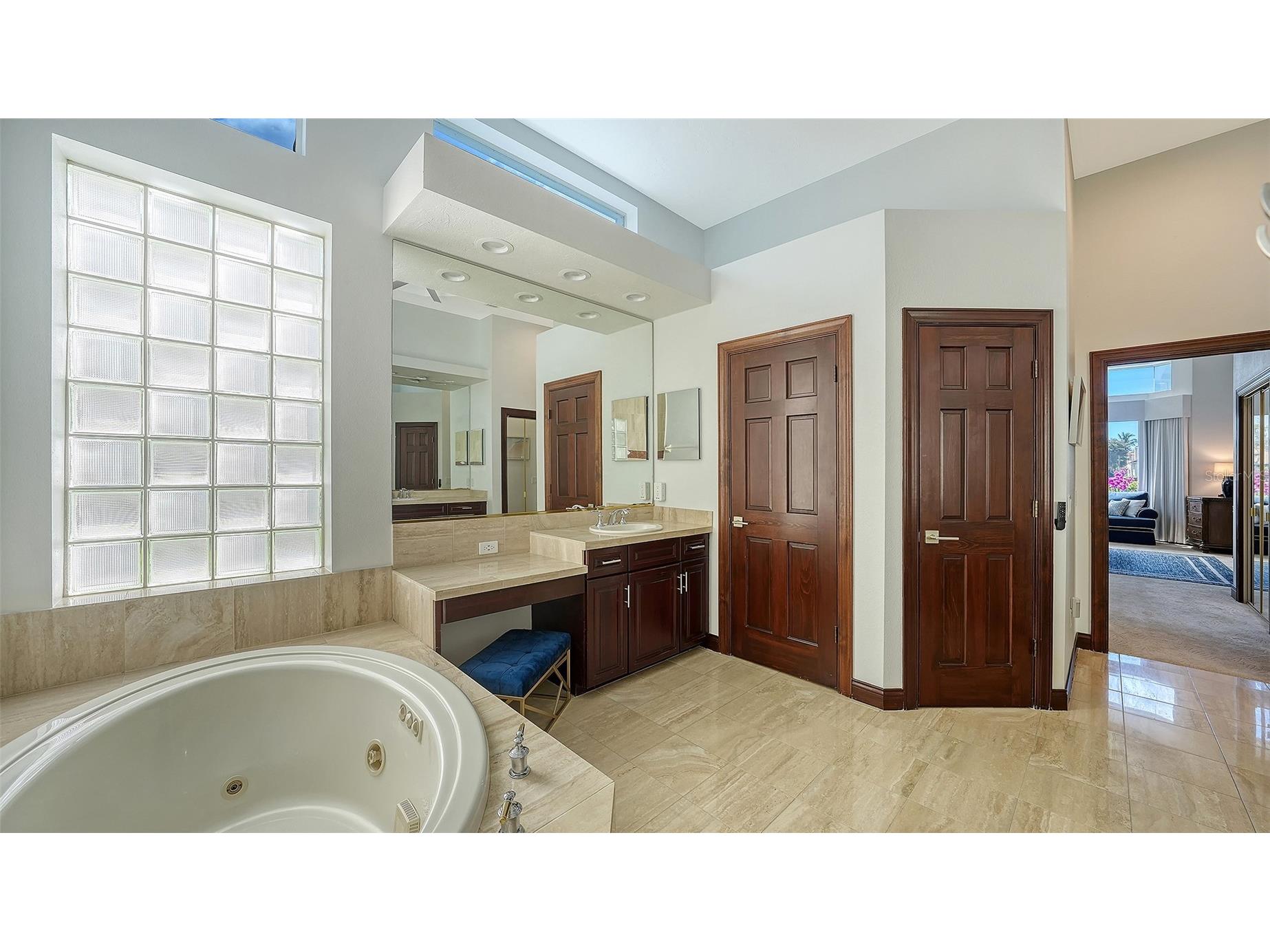 3511 Fair Oaks Court Longboat Key FL 34228 A4684840 image29