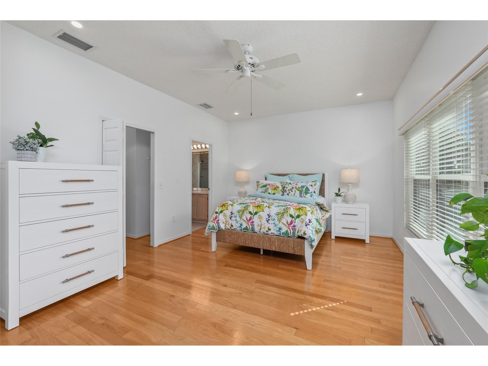 3511 Tealwood Circle Palm Harbor FL 34685 TB8497190 image19