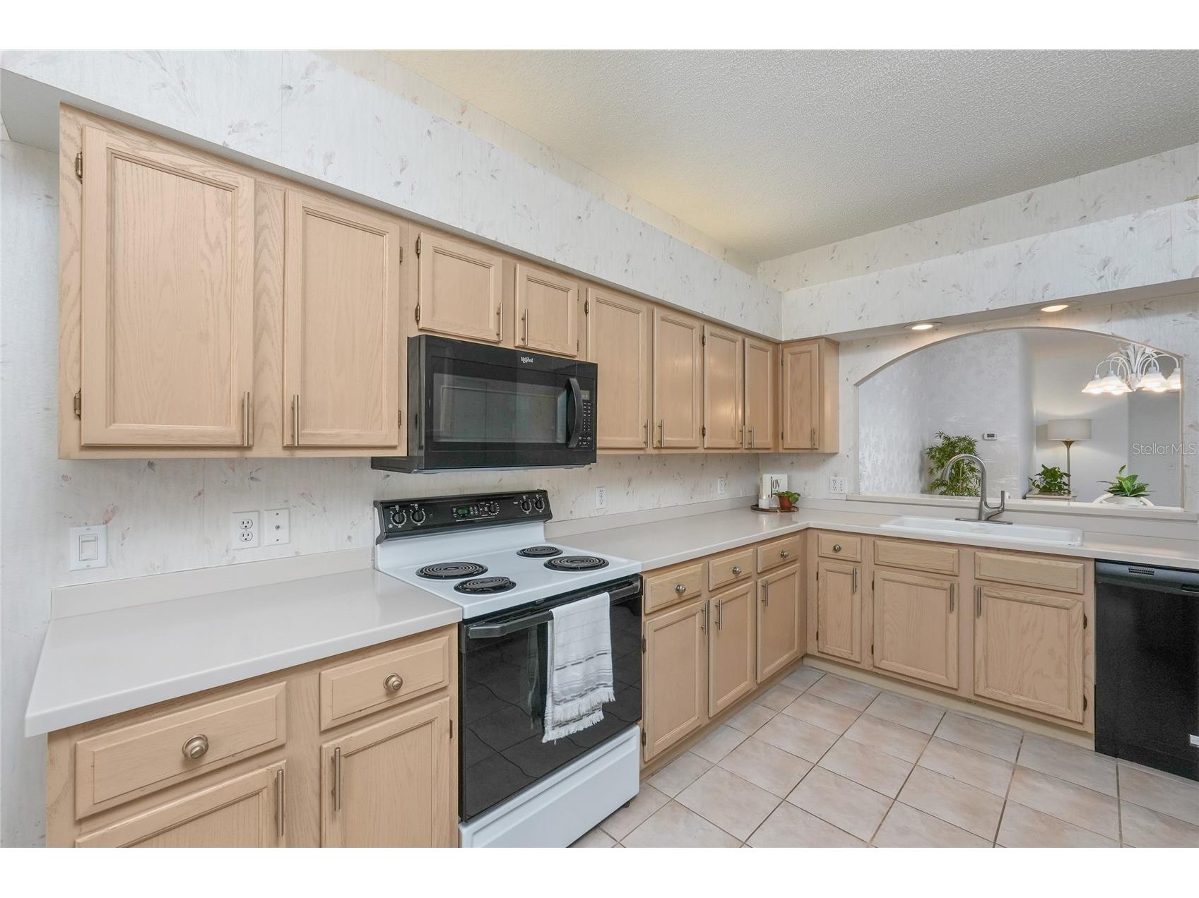 3511 Tealwood Circle Palm Harbor FL 34685 TB8497190 image7