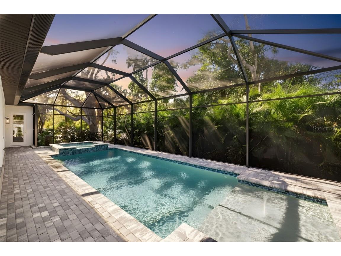 3512 Camino Real Sarasota FL 34239 A4671290 image33