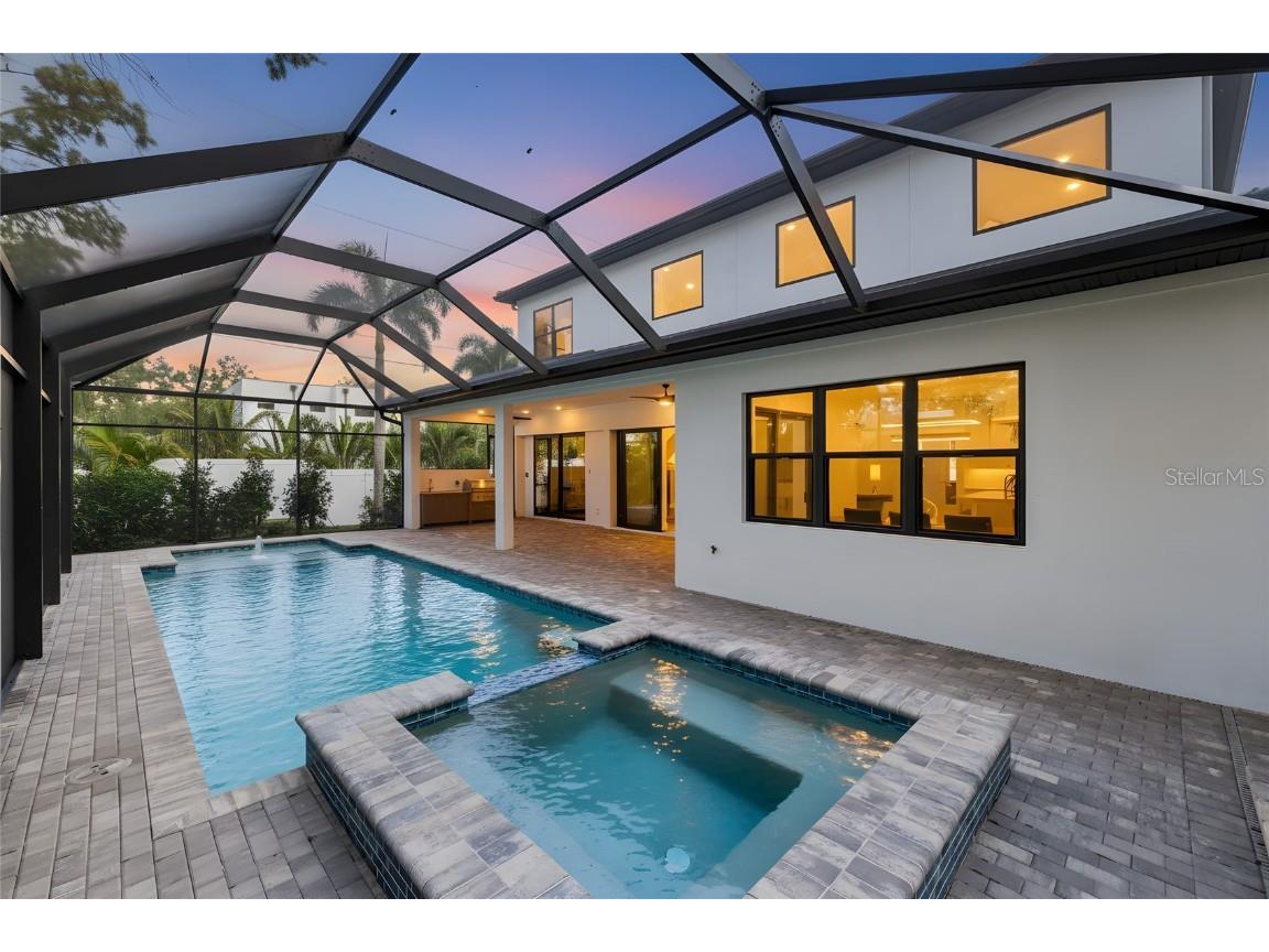 3512 Camino Real Sarasota FL 34239 A4671290 image34