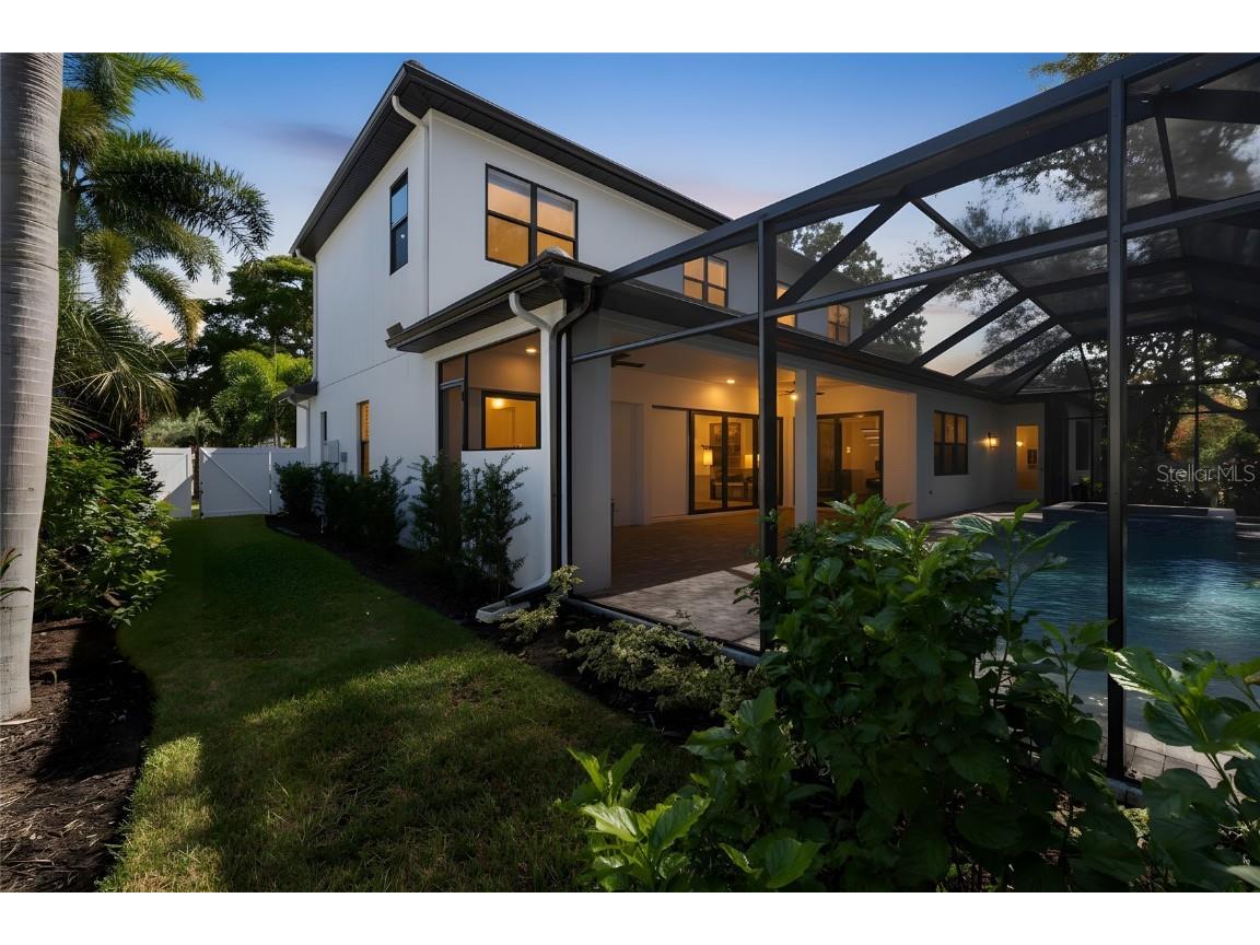 3512 Camino Real Sarasota FL 34239 A4671290 image43