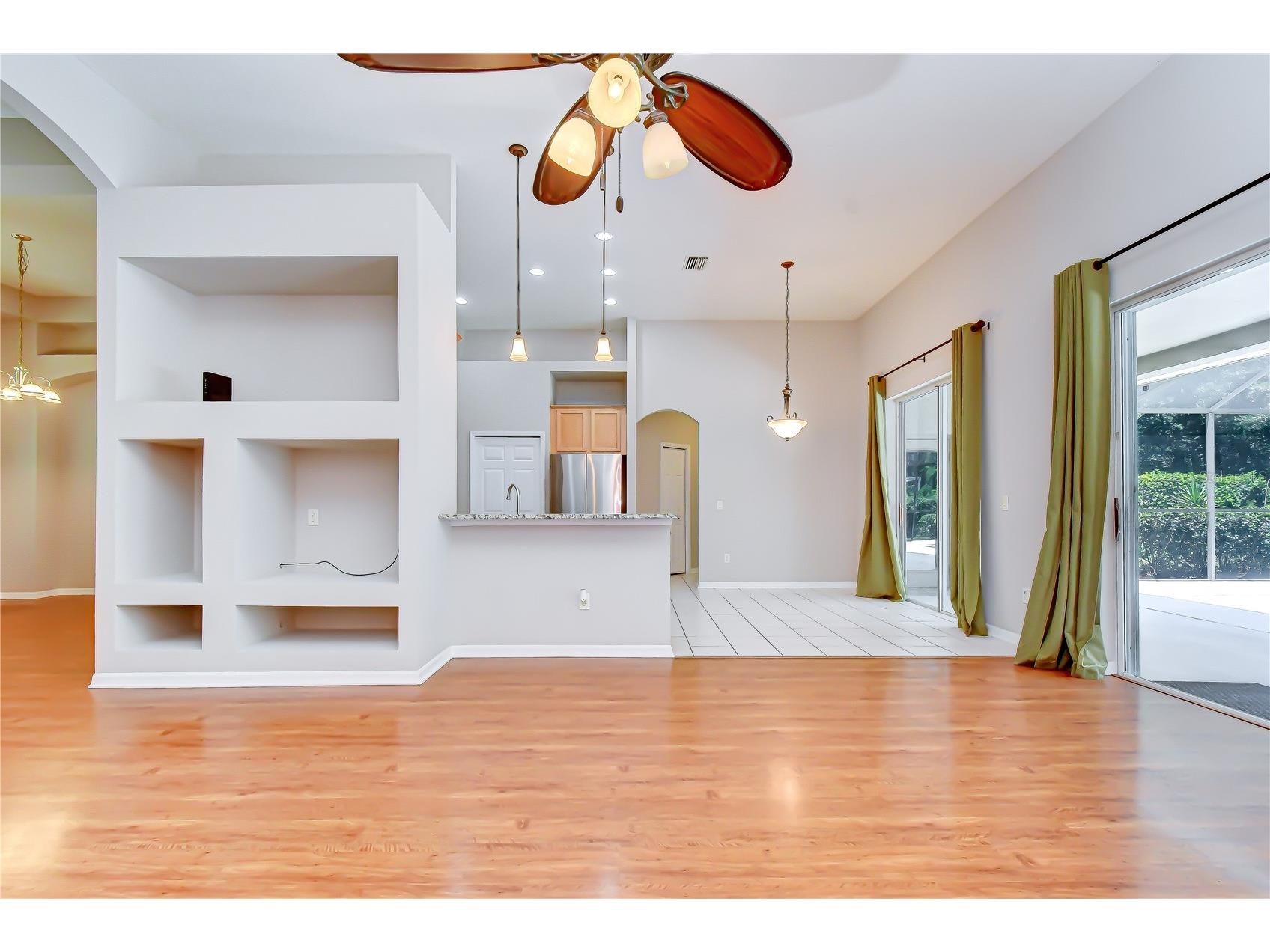 3512 Cordgrass Drive Valrico FL 33596 TB8519743 image10