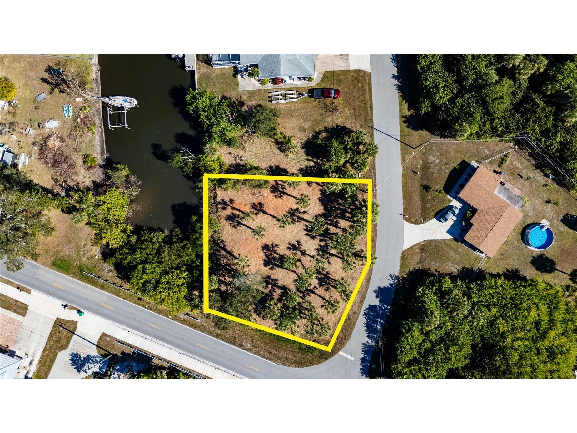 3512 Port Charlotte Boulevard Port Charlotte FL 33952 - ALLIGATOR BAY A4679005 image1