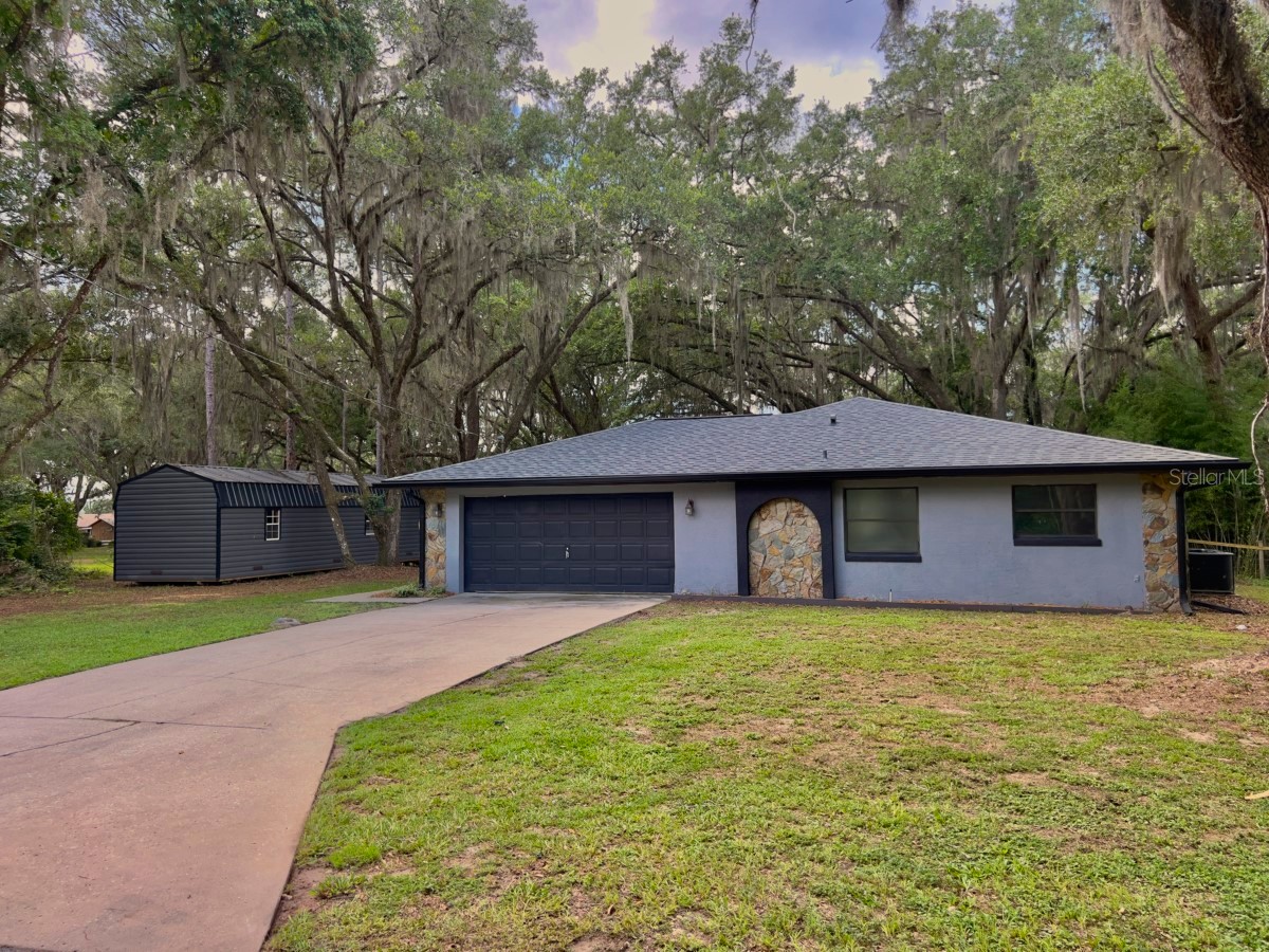 3512 SW Shorewood Drive Dunnellon FL 34431 - LAKE BONABLE OM726663 image1