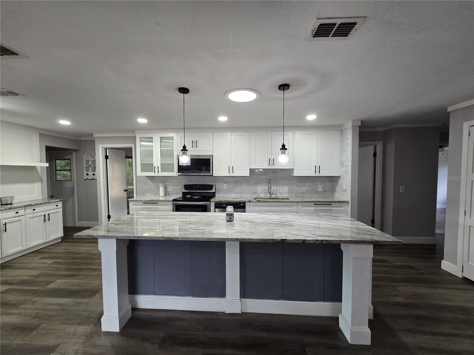 3512 SW Shorewood Drive Dunnellon FL 34431 - LAKE BONABLE OM726663 image18