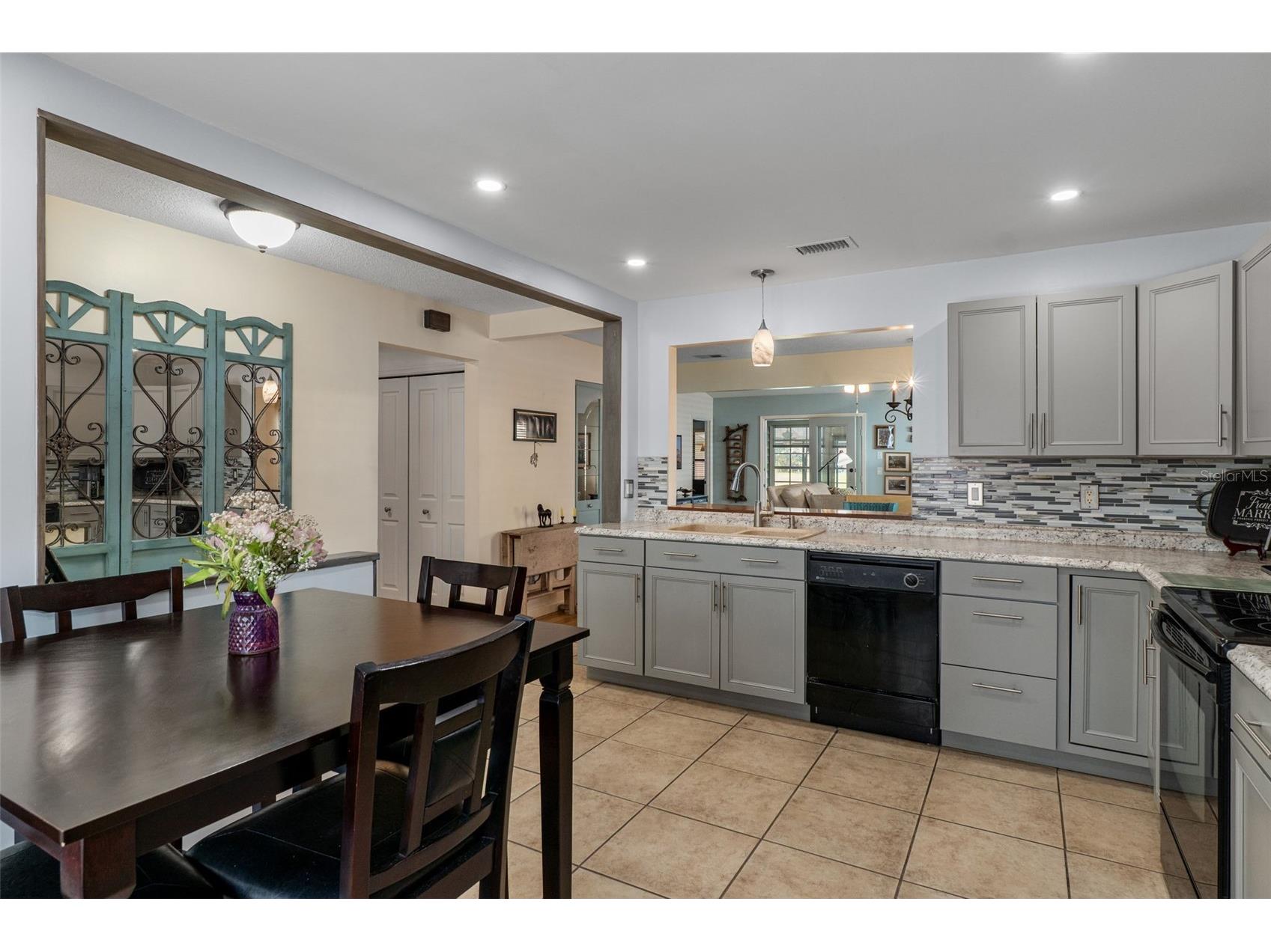 35120 Whispering Oaks Boulevard Dade City FL 33523 TB8487311 image11