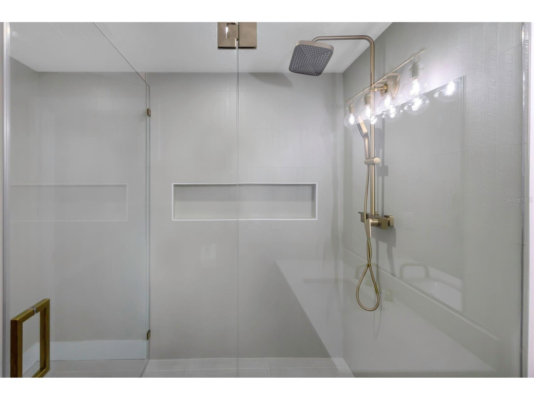 3513 Beechwood Boulevard Tampa FL 33619 W7879695 image16