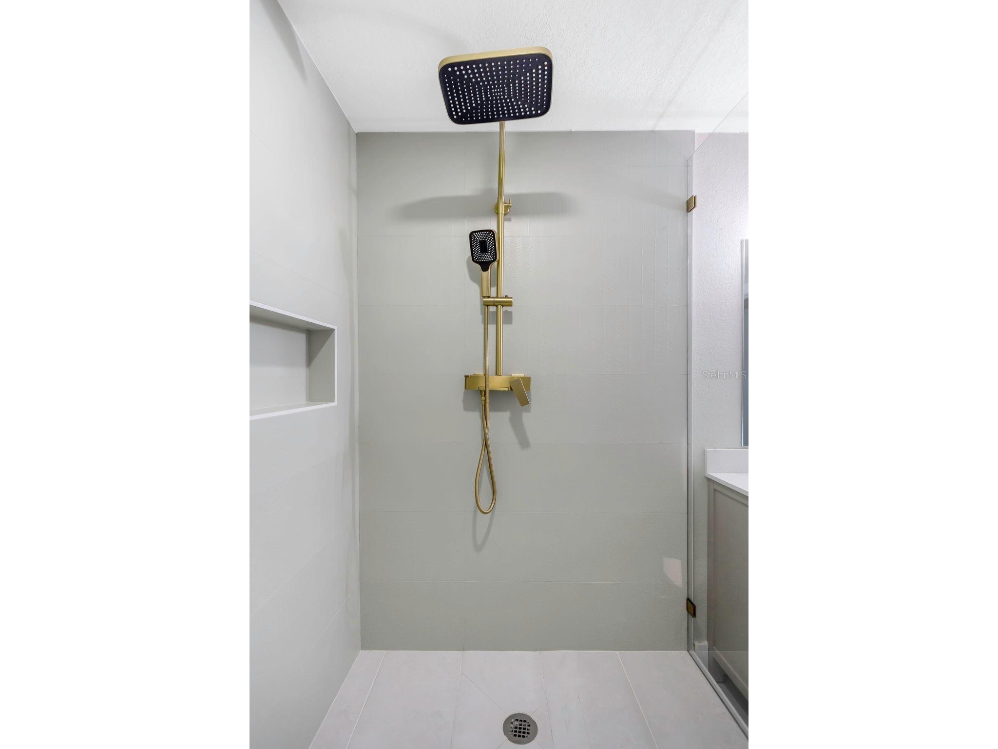 3513 Beechwood Boulevard Tampa FL 33619 W7879695 image17