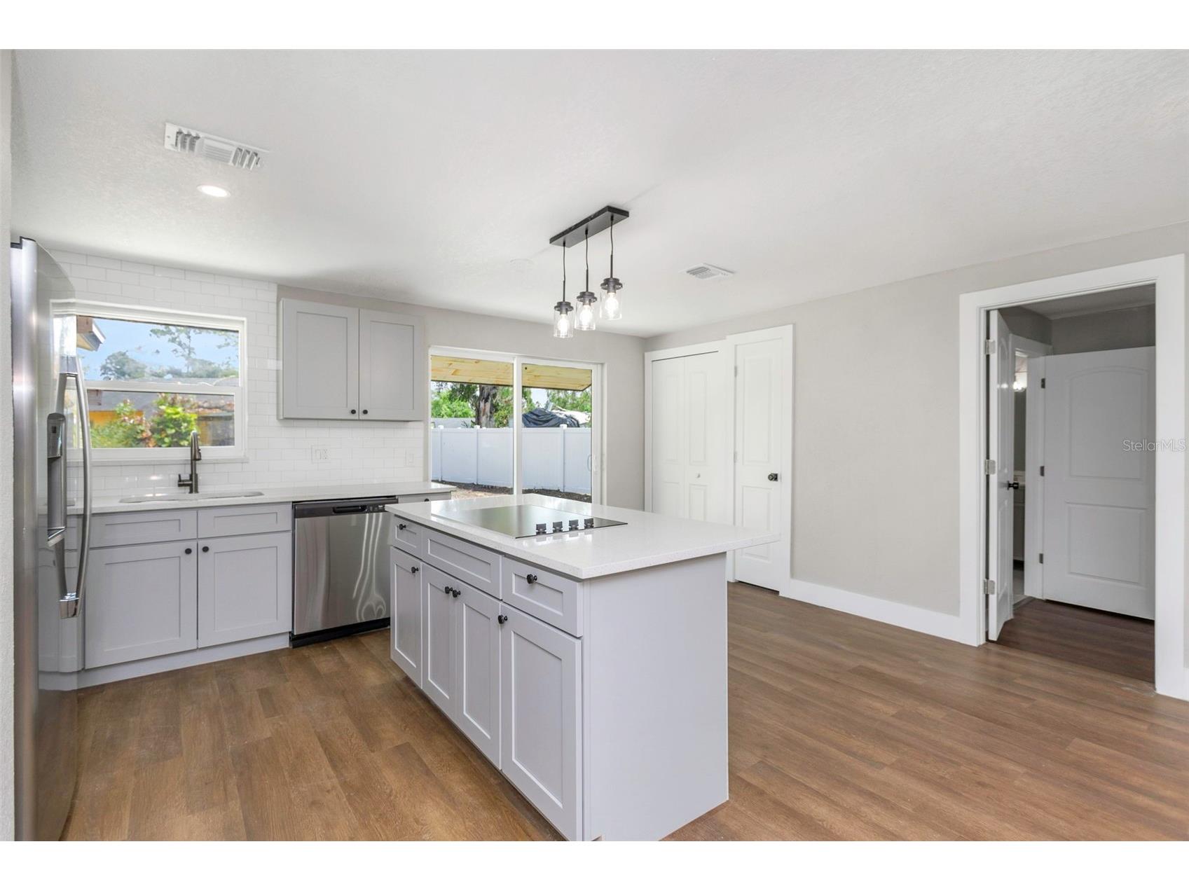 3513 Beechwood Boulevard Tampa FL 33619 W7879695 image3