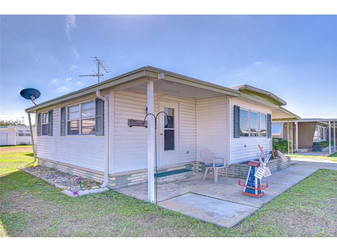 35132 Zephyr Shores Drive Zephyrhills FL 33541 TB8450136 image4