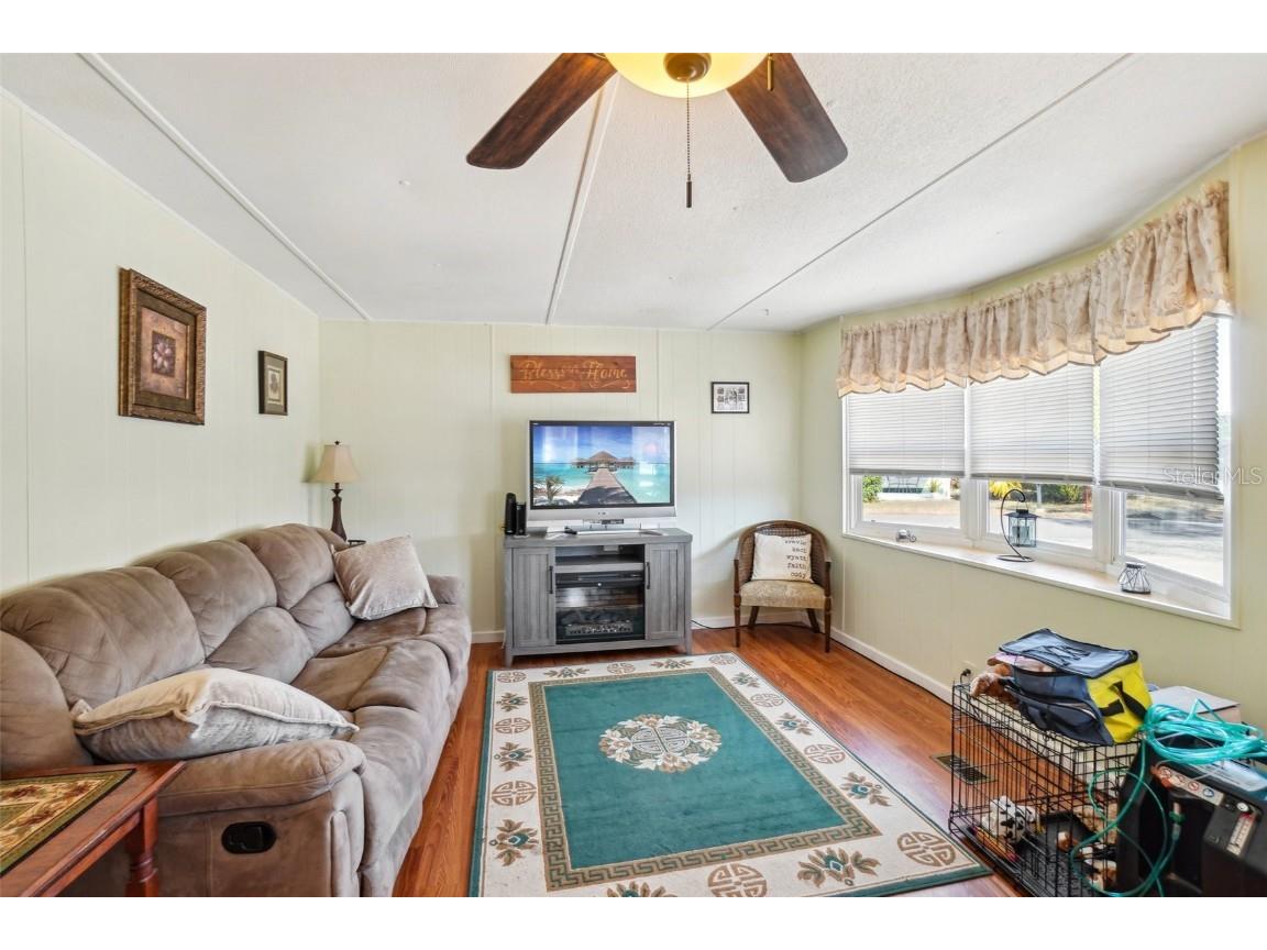 35138 Dale Avenue Zephyrhills FL 33541 - SIX MILE POND TB8342292 image13