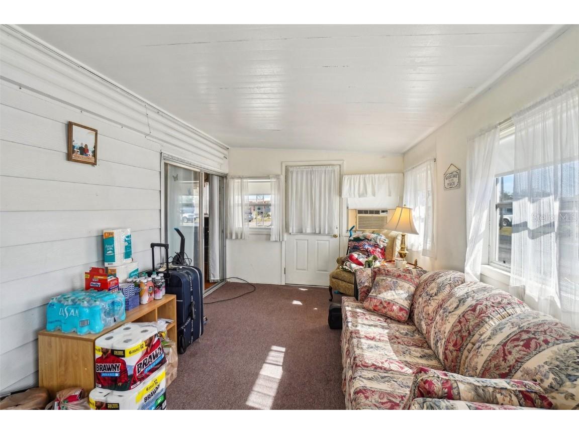 35138 Dale Avenue Zephyrhills FL 33541 - SIX MILE POND TB8342292 image16