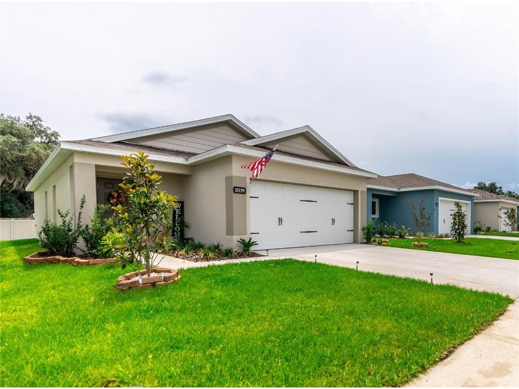 35139 Jomar Avenue Zephyrhills FL 33541 W7854331 image1