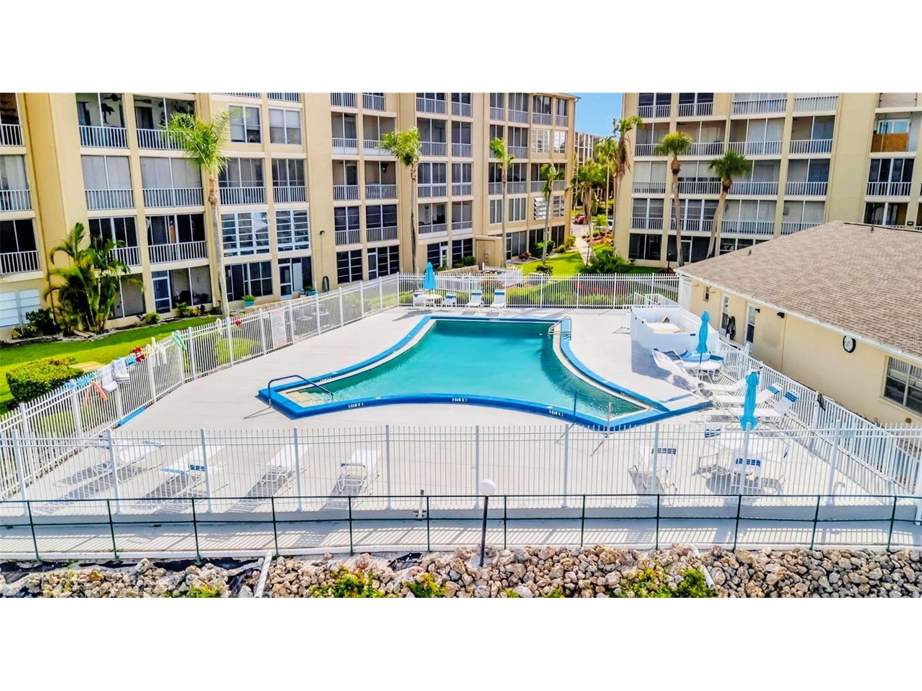3514 Lake Bayshore Drive #K-108 Bradenton FL 34205 A4686299 image5