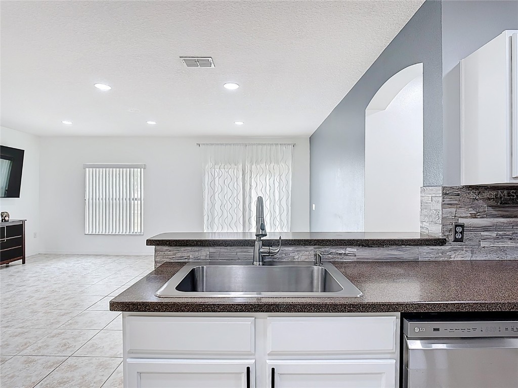 3514 Yacht Club Court Kissimmee FL 34746 C7509125 image12