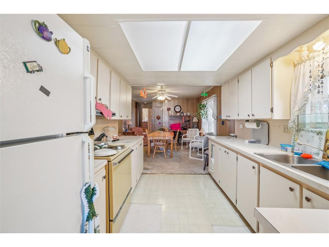 35144 Ada Avenue Zephyrhills FL 33541 - SIXMILE POND S5138376 image15