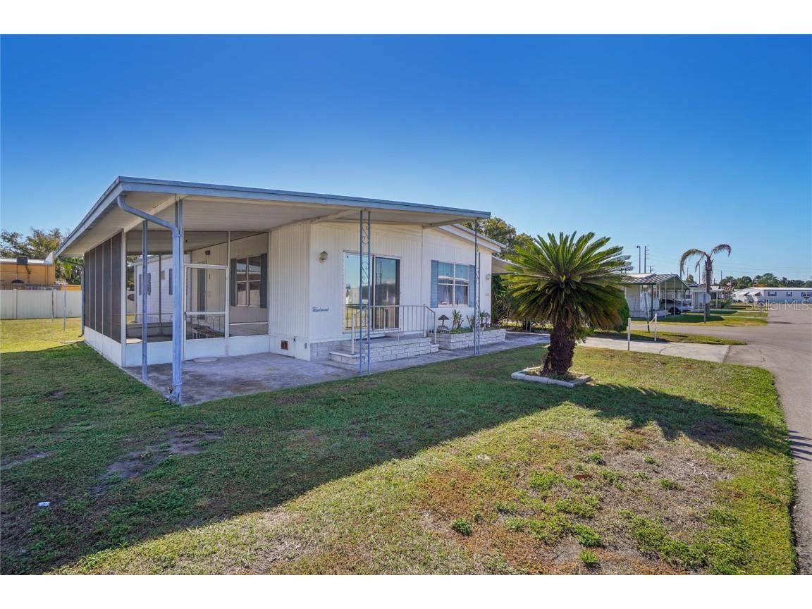 35144 Ada Avenue Zephyrhills FL 33541 - SIXMILE POND S5138376 image2