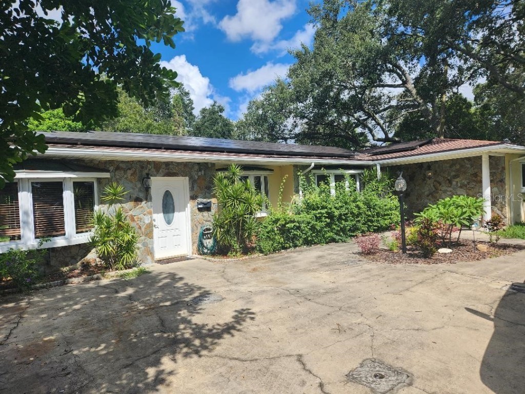 3515 Country Club Way S Saint Petersburg FL 33712 U8209142 image1