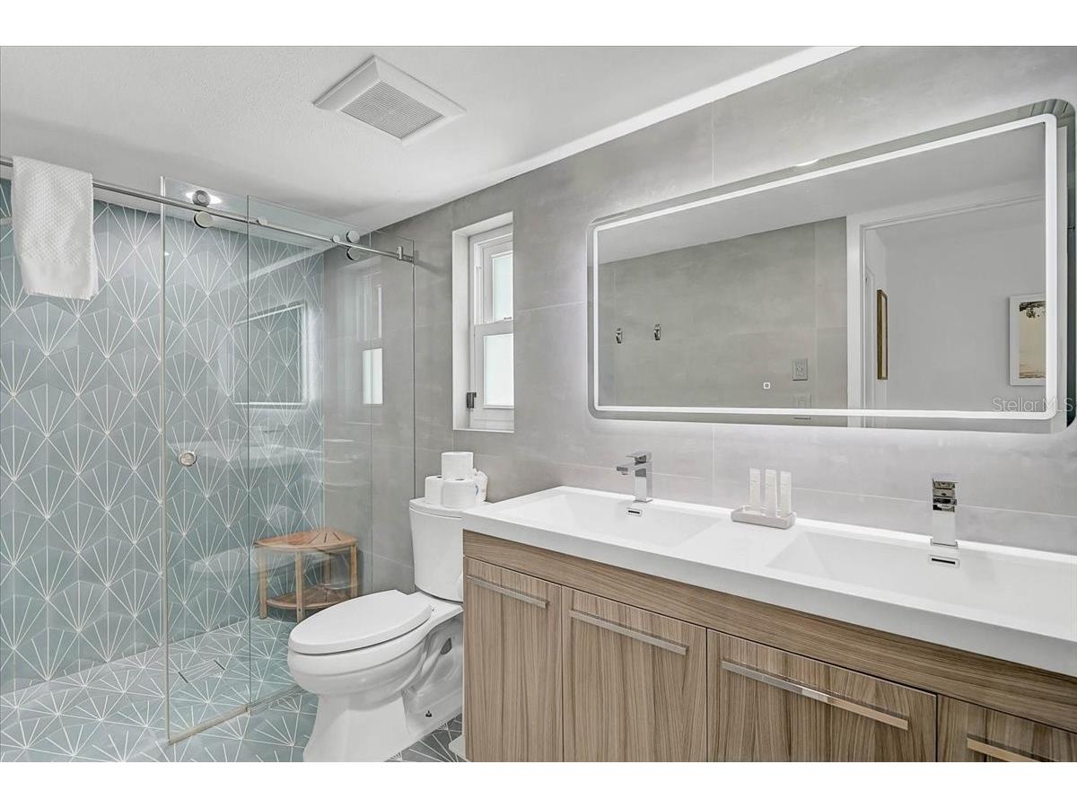 3515 La Paloma Avenue Sarasota FL 34242 A4689037 image9