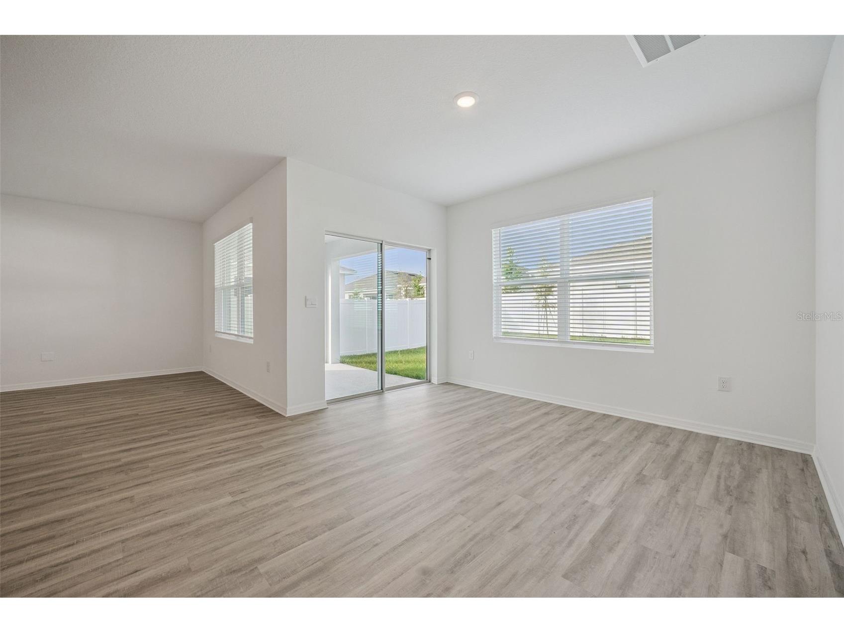 3515 Nettle Loop Tavares FL 32778 O6394281 image14