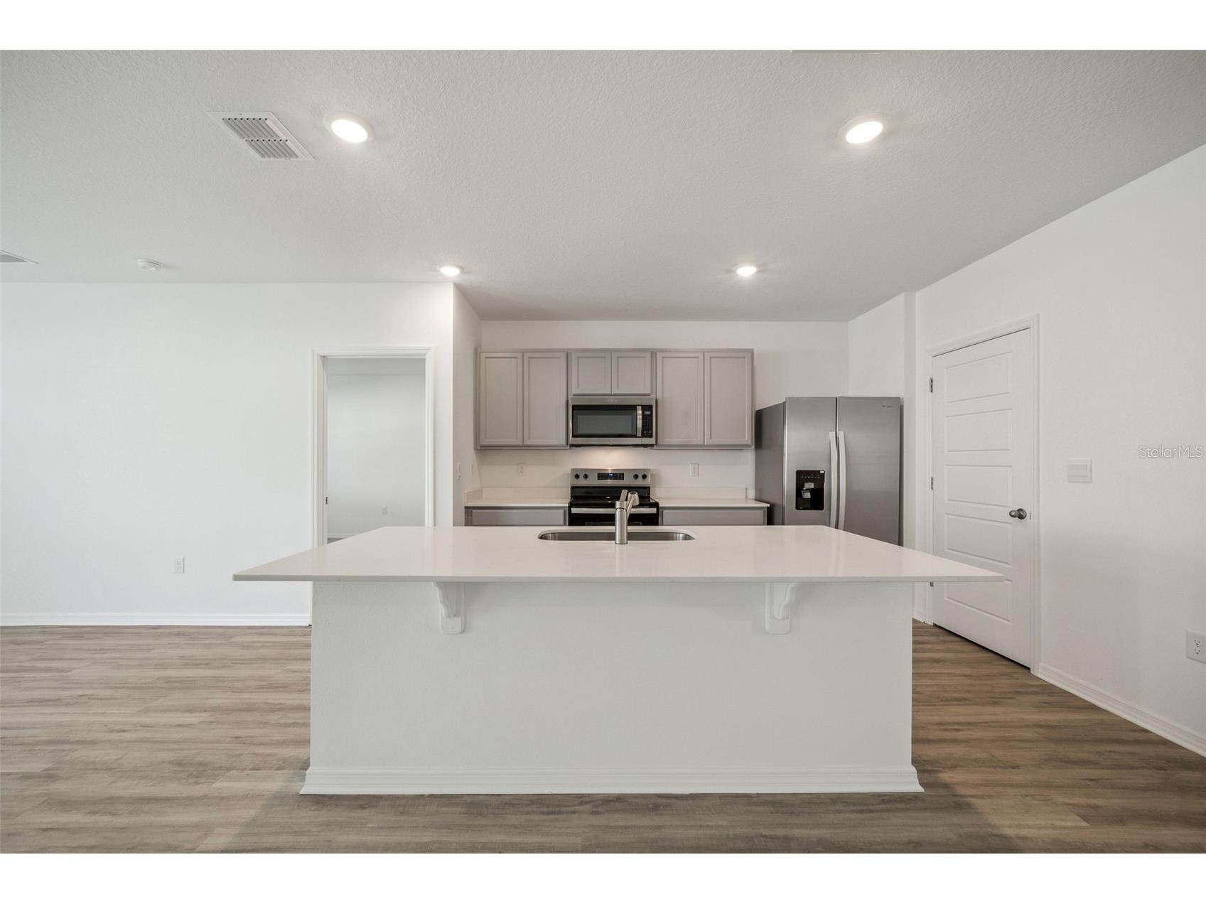 3515 Nettle Loop Tavares FL 32778 O6394281 image8