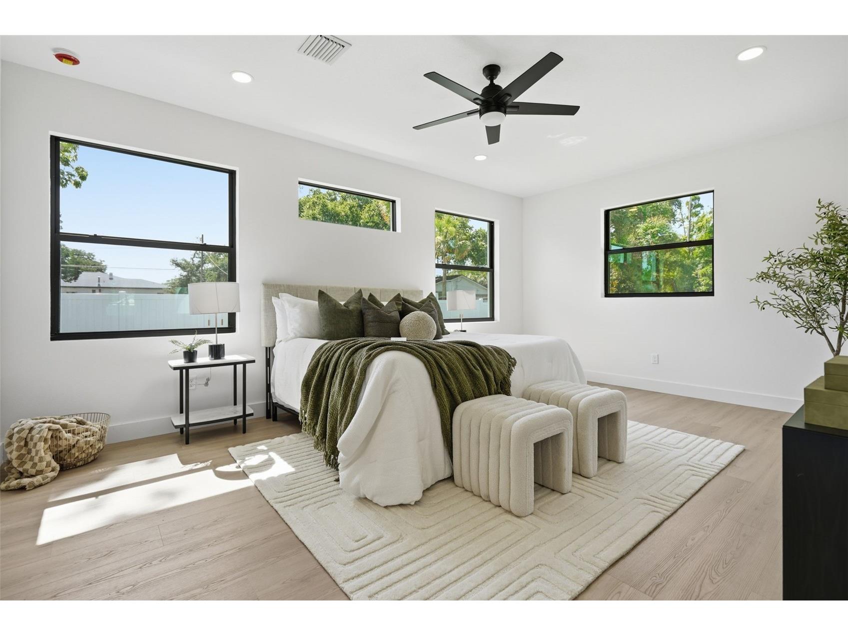 3516 21st Avenue S Saint Petersburg FL 33711 TB8516916 image21