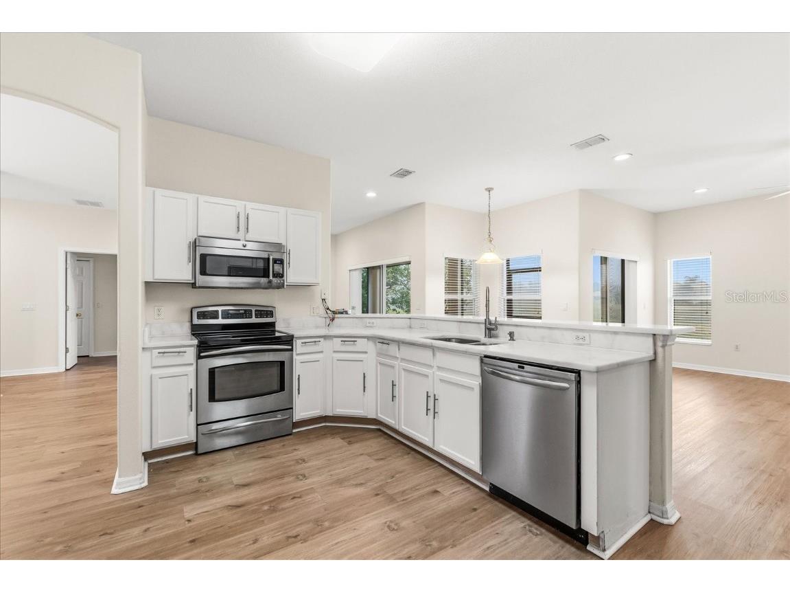 3516 Forest Park Drive Kissimmee FL 34746 O6371659 image8