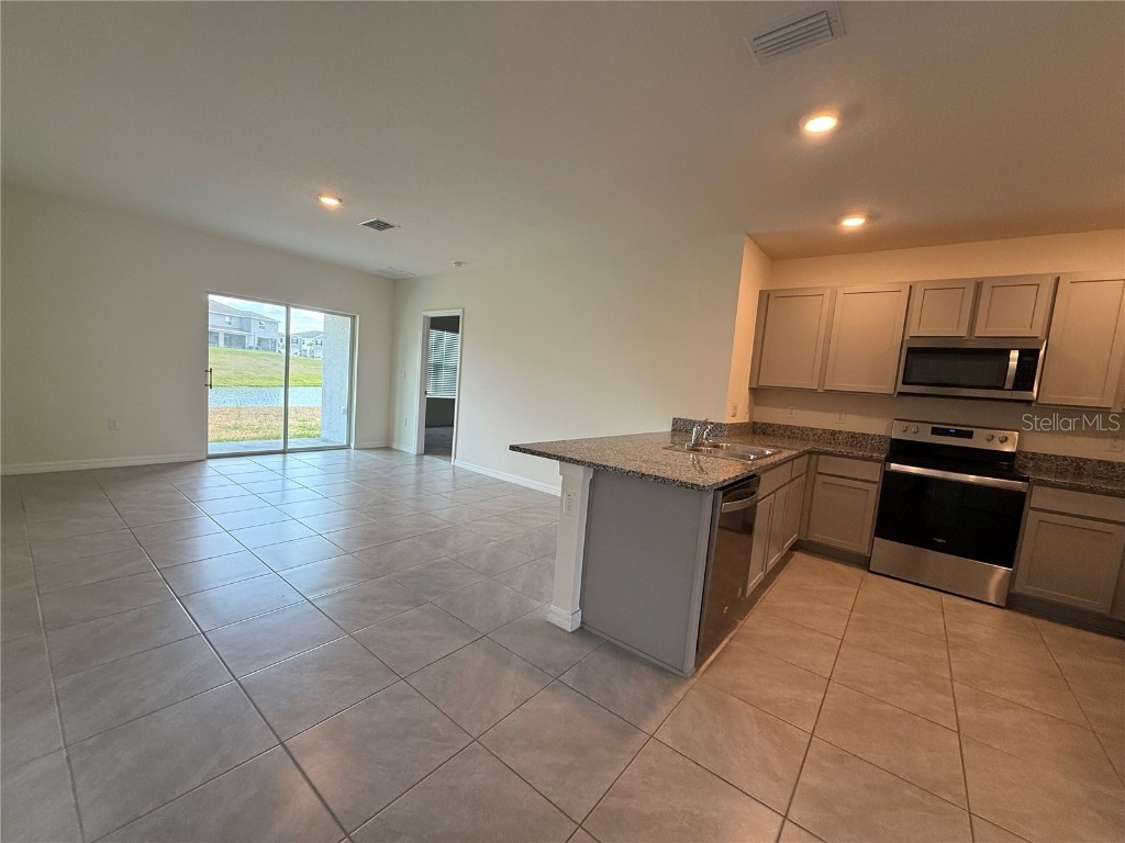 3516 Maple Grove Way Plant City FL 33565 TB8376562 image17