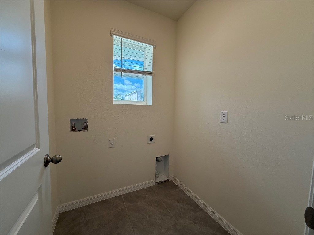 3516 Maple Grove Way Plant City FL 33565 TB8376562 image6