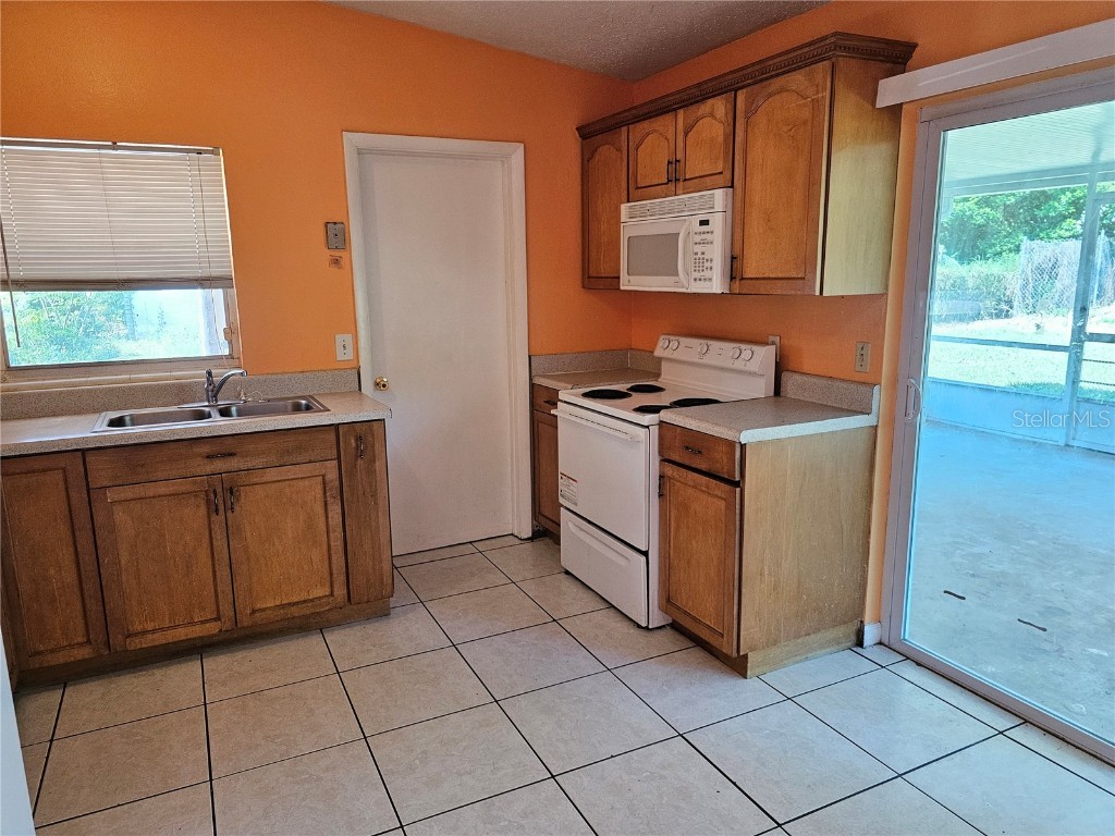 3516 Ridgemont Road Orlando FL 32808 O6312459 image6