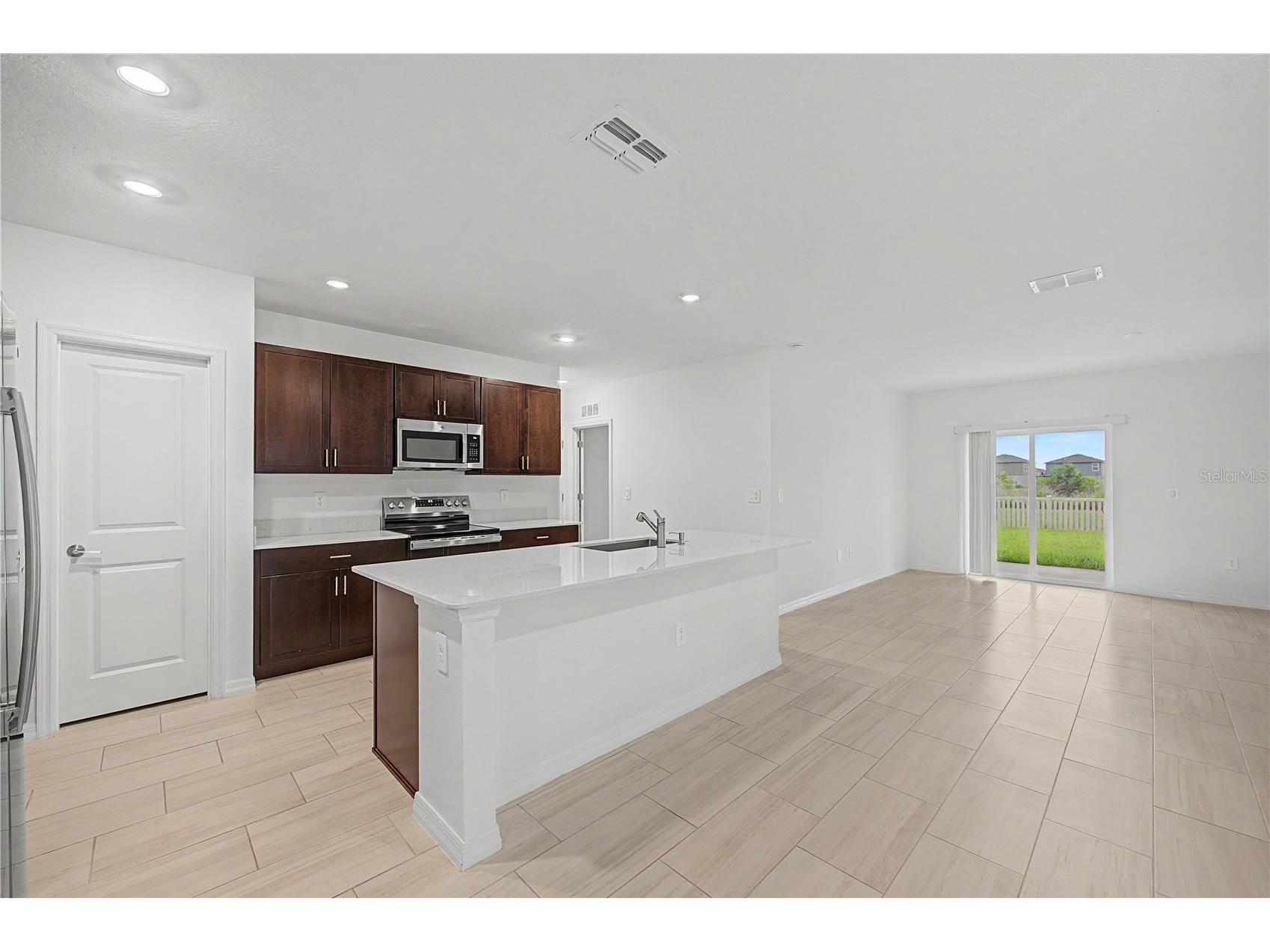 3517 Great Park Court Plant City FL 33565 TB8525598 image10