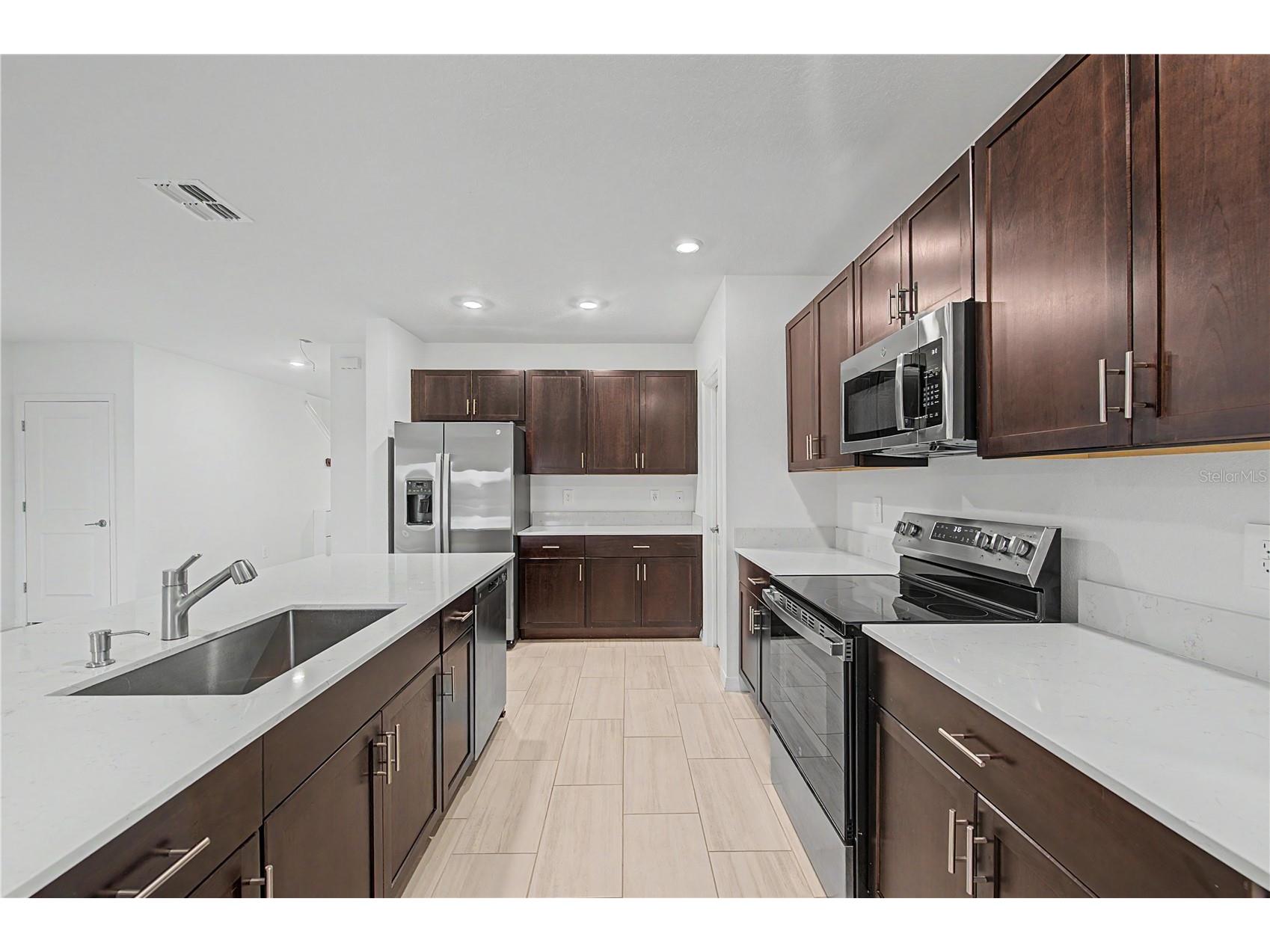 3517 Great Park Court Plant City FL 33565 TB8525598 image6