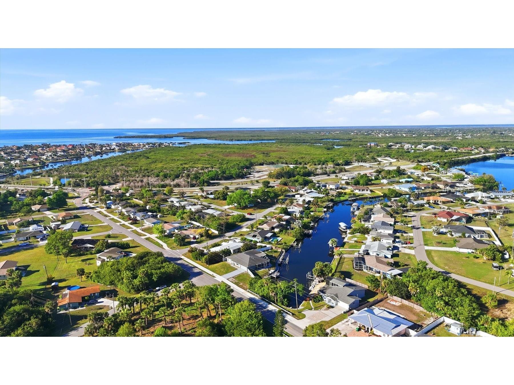 3517 Port Charlotte Boulevard Port Charlotte FL 33952 - SANTA BARBARA WATERWAY C7523966 image5