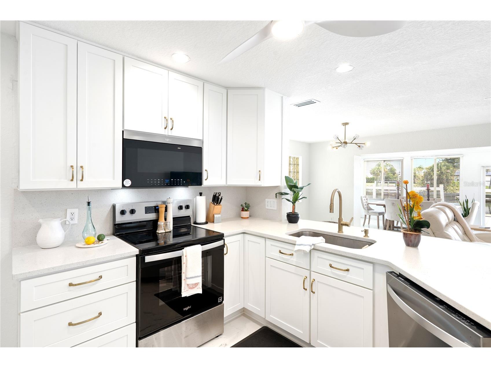 3517 Seaway Drive New Port Richey FL 34652 W7886065 image15