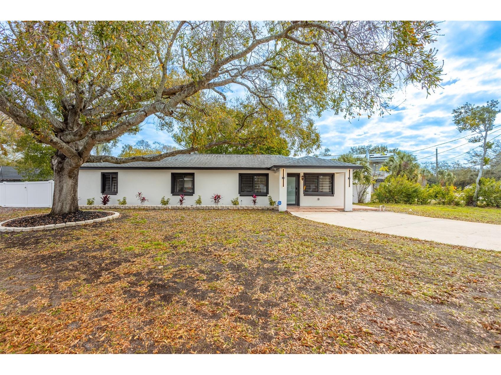 3517 W Cherokee Avenue Tampa FL 33611 TB8481534 image1