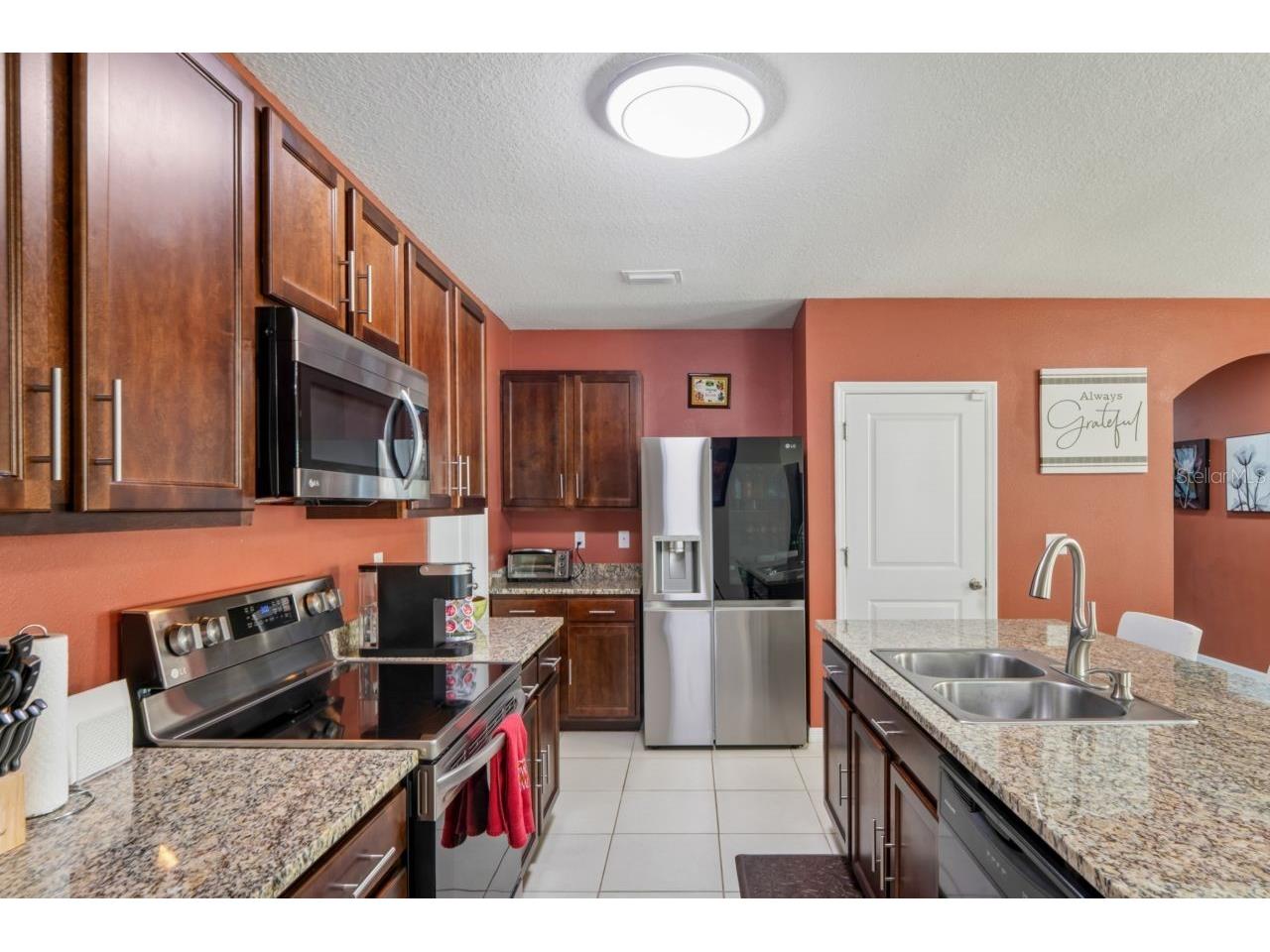 3517 Winterberry Lane Valrico FL 33594 W7884774 image2