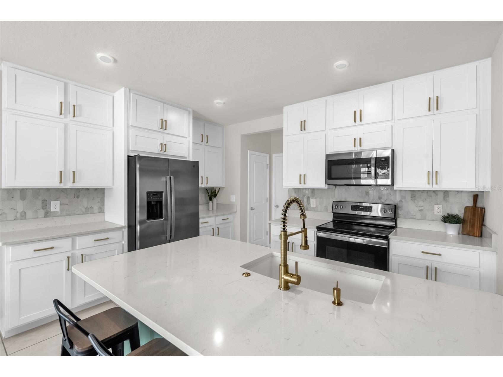 35179 Brienne Street Zephyrhills FL 33541 O6422216 image12