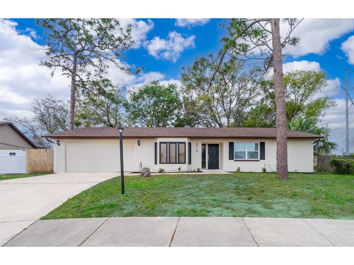 3518 Pine Ridge Court Orlando FL 32808 O6097637 image1