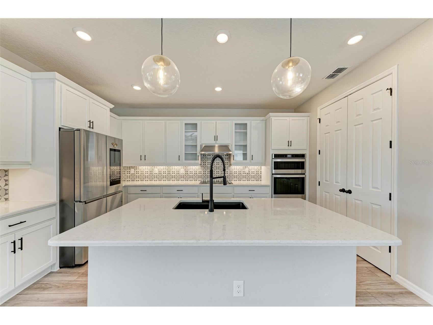 3519 74th Avenue Circle E Sarasota FL 34243 A4684546 image15