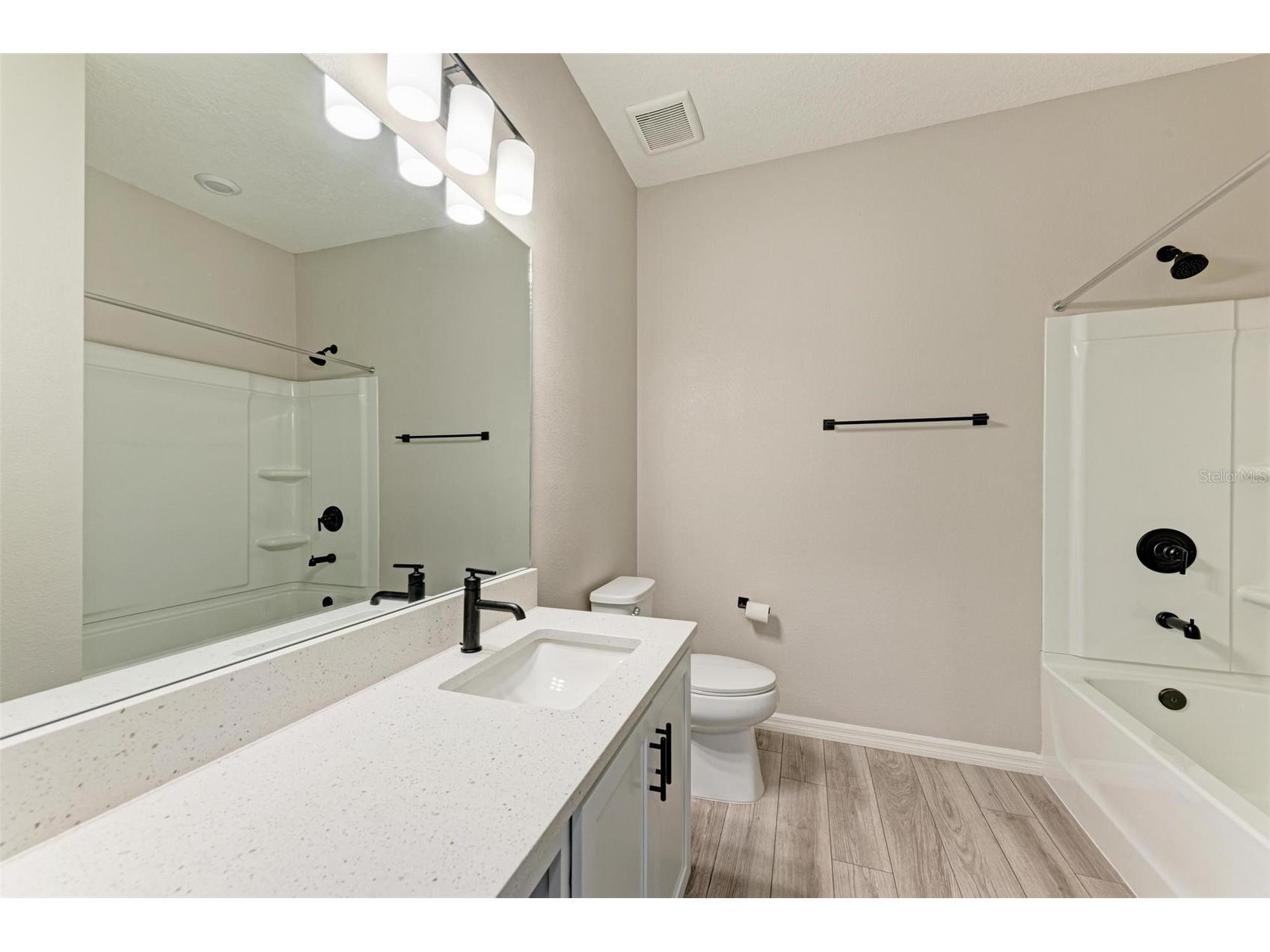 3519 74th Avenue Circle E Sarasota FL 34243 A4684546 image30