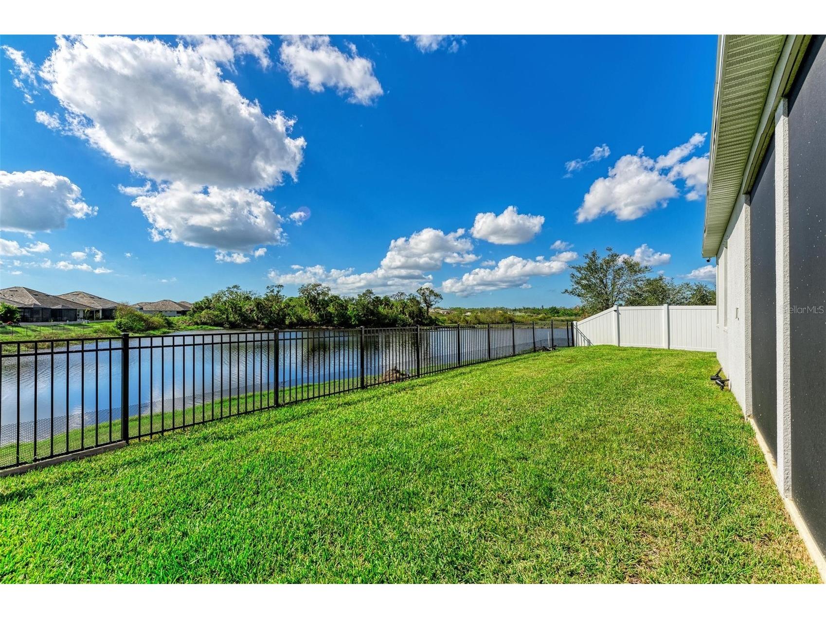 3519 74th Avenue Circle E Sarasota FL 34243 A4684546 image36