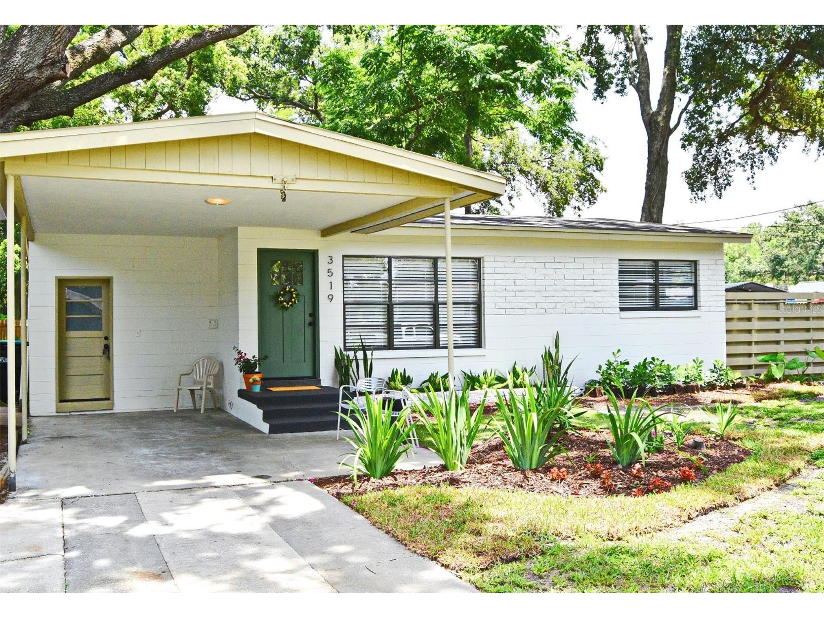 3519 Amigos Avenue Orlando FL 32808 O6317793 image1