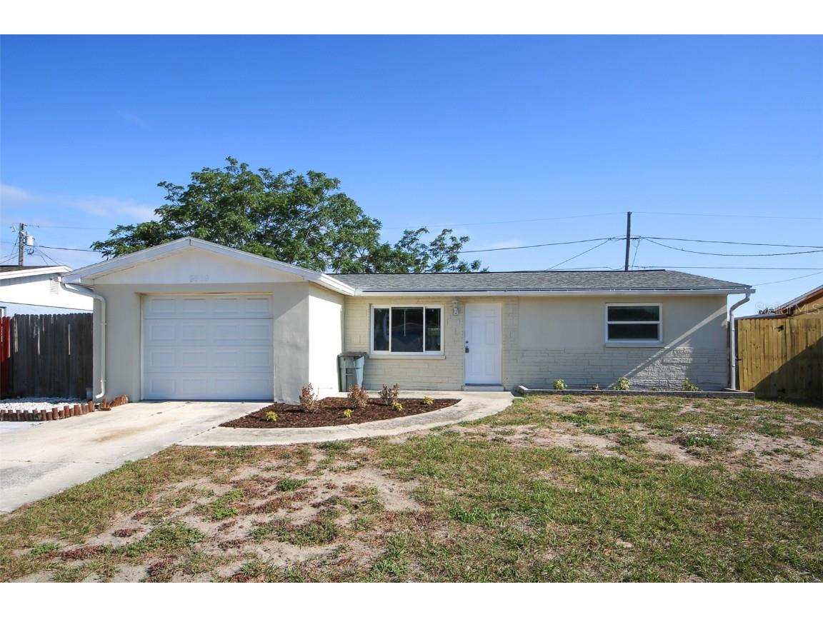 3519 Oxford Drive Holiday FL 34691 W7864251 image1