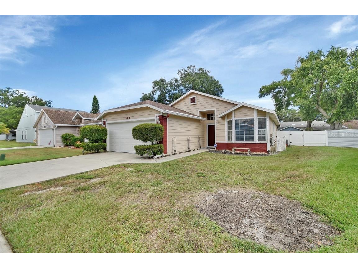 3519 Red Pontiac Drive Port Orange FL 32129 V4938327 image1